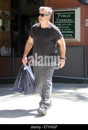 Alec Baldwin nimmt seine Familie einkaufen mit Beverly Hills: Alec Baldwin wo: Los Angeles, California, Vereinigte Staaten von Amerika bei: 26. März 2015 Stockfoto