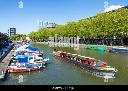 Touristischen Kanalboot an St Augustine erreichen Bristol Hafen Bristol Avon England UK GB EU Europa Stockfoto