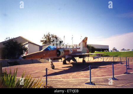 Dieses Bild aus der Sammlung Ray Wagner stellt einen Gegenstand von historischer Bedeutung dar, obwohl ein weiterer Kontext notwendig wäre, um dessen spezifisches Thema und historische Bedeutung zu klären. Stockfoto