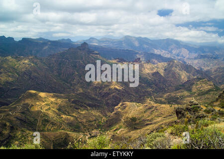 Im Landesinneren zentrale Gran Canaria, Caldera de Tejeda, teilweise bewölkten Tag Stockfoto