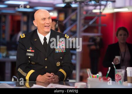 US Army Chief Of Staff General Ray Odierno während seines Auftritts auf der MSNBC Morgen Talkshow, Morning Joe, 12. Juni 2015 in New York, NY. Odierno besucht New York, um die Armee 240. Geburtstag zu feiern. Stockfoto
