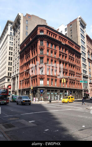 GAP-Store im Astor Place, East Village, Manhattan, New York City, USA. Stockfoto