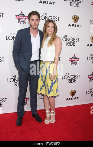 Die längste Fahrt Premiere D: Kyle Jenner, Melissa Benoist Where: Los Angeles, California, Vereinigte Staaten von Amerika bei: 7. April 2015 Stockfoto