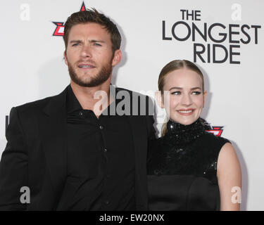 Die längste Fahrt Premiere D: Scott Eastwood, Britt Robertson wo: Los Angeles, California, Vereinigte Staaten von Amerika bei: 7. April 2015 Stockfoto