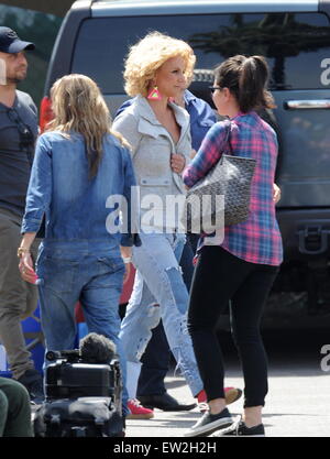 Britney Spears am Set, die Dreharbeiten zu ihrem neuen 80er Jahre angehauchte Musik Videos "Pretty Girls," Studio City mit: Briney Spears wo: Los Angeles, California, Vereinigte Staaten von Amerika bei: 10. April 2015 Stockfoto