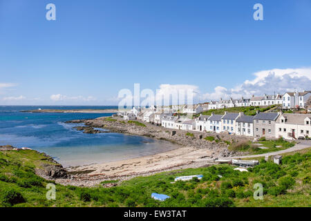 Traditionelle weiße Hütten rund um Hafen in Islay Dorf von Portnahaven Isle of Islay Argyll & Bute Inneren Hebriden Western Isles Scotland UK Stockfoto