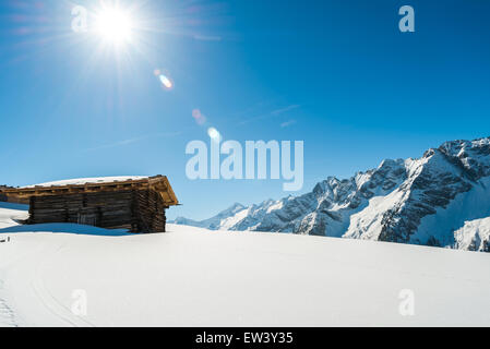 Österreichische Alpen im Winter - Skigebiet Mayrhofen Stockfoto