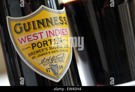 Guinness irish stout Westindien Porter Bierflasche Stockfoto