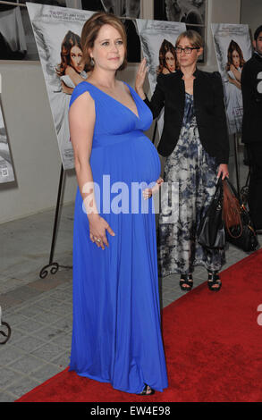 LOS ANGELES, CA - 14. Juli 2011: Jenna Fischer bei der Premiere ihres neuen Films "Ein wenig Hilfe" im Teatro Cary Grant in Sony Bilder Studios. Stockfoto