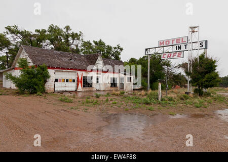 Nicht mehr existierenden State Line Motel und Cafe entlang der Route 66 in Glenrio, Texas. Stockfoto