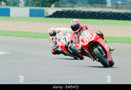 1993 Motorrad 500 CC British Grand Prix Donington Park, 1. August 1993. Nr. 68 Carl Fogarty Cagiva Motorrad racing. Stockfoto