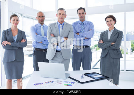 Business-Team gerne gemeinsam auf laptop Stockfoto