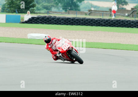 1993 Motorrad 500 CC British Grand Prix Donington Park, 1. August 1993. Nr. 68 Carl Fogarty Cagiva Motorrad racing. Stockfoto