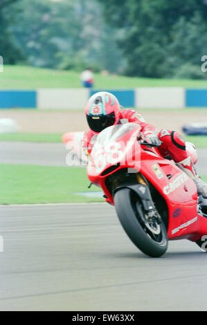 1993 Motorrad 500 CC British Grand Prix Donington Park, 1. August 1993. Nr. 68 Carl Fogarty Cagiva Motorrad racing. Stockfoto