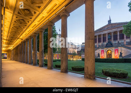 Kolonnade, Museumsinsel, Alte Nationalgalerie, altes Museum, Berlin Mitte, Deutschland Stockfoto