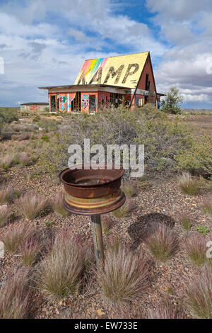Grillplatz in der 2 Waffen-Campingplatz. Zwei Kanonen befindet sich in Arizona, östlich von Flagstaff, was früher war Route 66. Stockfoto