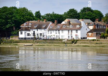 Die Bulls Head Pub, Strang-on-the-Green, Chiswick, London, England, UK Stockfoto