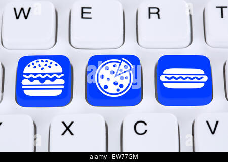 Pizza Hamburger Online-Fastfood Bestellung Lieferung Fastfood Bestellung Internet auf Computer Stockfoto