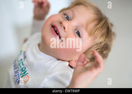 Little Boy, Porträt Stockfoto