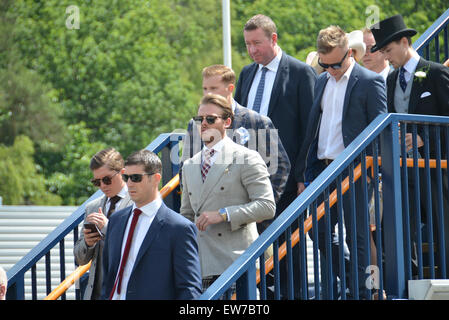 Ascot, Berkshire, UK. 19. Juni 2015. Die jährliche Royal Ascot-Rennen Credit: Matthew Chattle/Alamy Live News Stockfoto