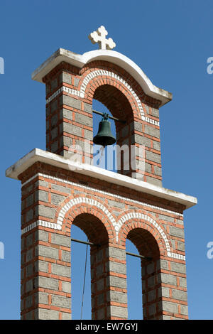 Traditionellen Glockenturm einer Kirche in Mesta Dorf, Chios Island, östlichen Ägäis, Griechenland Stockfoto