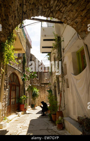 Gasse in Volissos, eines der schönsten Dörfer auf der Insel Chios, Griechenland Stockfoto