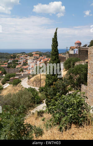 Pfad zu Volissos, eines der schönsten Dörfer auf der Insel Chios, Griechenland Stockfoto