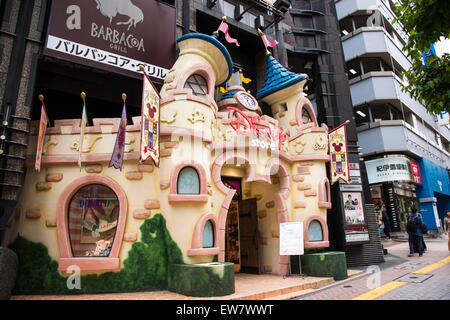 Außenseite der Disney Store, Shibuya-Ku, Tokyo, Japan Stockfoto