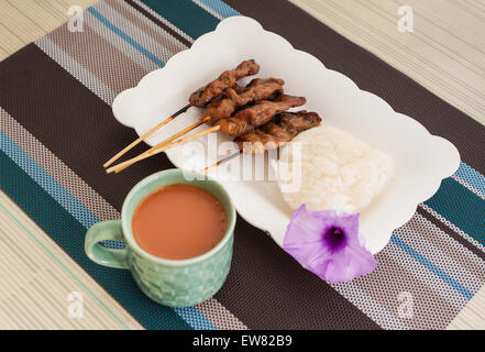 Thai-Stil gebratenes Schweinefleisch, gegrilltem Schweinefleisch, Schweinesteak Barbecue Schweinefleisch Stockfoto
