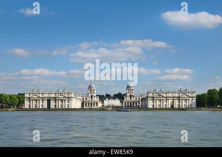 Das Old Royal Naval College, Greenwich, South East London, vom nördlichen Ufer der Themse Stockfoto