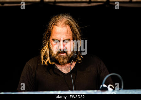 Barcelona, Katalonien, Spanien. 19. Juni 2015. US-amerikanischer Produzent und DJ-Legende ARTHUR BAKER spielt eine Karriere von DJ-set bei der 22. Sonar Barcelona Kredit: Matthias Oesterle/ZUMA Wire/ZUMAPRESS.com/Alamy Live News Stockfoto