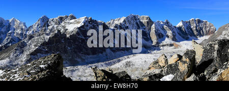 Die Changri Nup Gletscher, Everest base camp Trek, UNESCO-Weltkulturerbe, Sagarmatha Nationalpark, Solu Khumbu Bezirk, Stockfoto