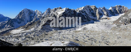 Die Changri Nup Gletscher, Everest base camp Trek, UNESCO-Weltkulturerbe, Sagarmatha Nationalpark, Solu Khumbu Bezirk, Stockfoto