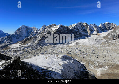 Die Changri Nup Gletscher, Everest base camp Trek, UNESCO-Weltkulturerbe, Sagarmatha Nationalpark, Solu Khumbu Bezirk, Stockfoto