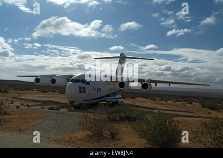 Der YC15-Prototyp, eines der Flugzeuge auf dem Display an der Jahrhundert-Kreis außerhalb der Edwards AFB in Kalifornien. Stockfoto