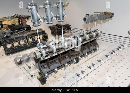 Porsche 912 Motor (für 917-30) Cutaway-3 Porsche Museum Stockfoto