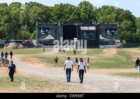 Charlotte, North Carolina, USA. 20. Juni 2015. Publikum tritt beim Festival 2015 Carolina Rebellion auf dem Charlotte Motor Speedway in Charlotte, North Carolina. © Andy Martin Jr./ZUMA Draht/Alamy Live-Nachrichten Stockfoto