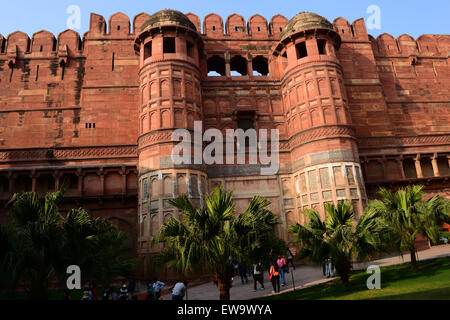 Agra Fort Indien zum UNESCO-Weltkulturerbe Indien bunten Agra Red Fort Wände Stockfoto