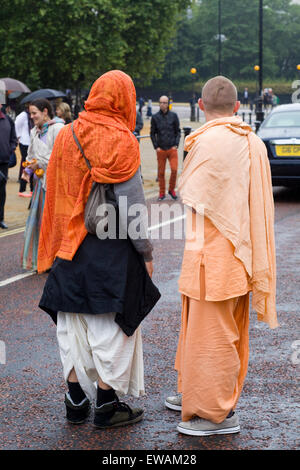 Rathayatra Parade, Hare-Krishna-Anhänger in London. Stockfoto