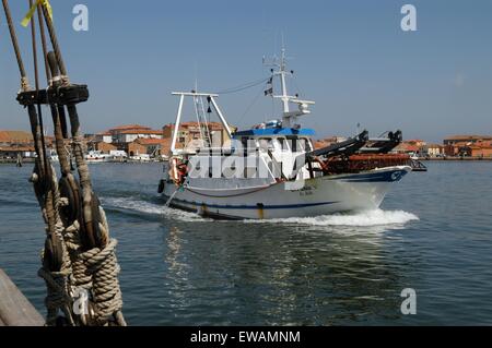 Angelboot/Fischerboot in Chioggia, Lagunenstadt südlich von Venedig (Italien) Stockfoto