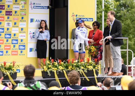 Hemel Hempstead, Großbritannien. 21. Juni 2015. Aviva WT Frauen Radtour, UK. Bildnachweis: Carpe Diem/Alamy Live-Nachrichten Stockfoto