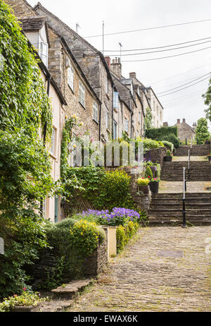 Chipping-Schritte, einen Weg neben 17. und 18. Jahrhundert Häuser, Tetbury, einer kleinen Stadt in der Cotswold District of Gloucestershire Stockfoto