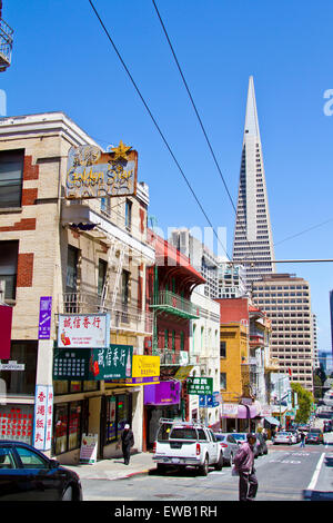 Straßenszenen aus Chinatown in San Francisco, Kalifornien Stockfoto