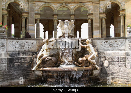 Brunnen in den italienischen Gärten im Hever Castle in Kent UK Stockfoto