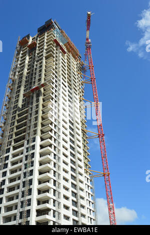 Bau einer modernen Hochhaus Luxus. Fotografiert in Tel Aviv, Israel Stockfoto