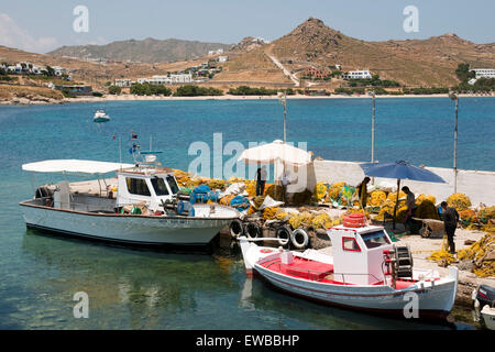 Griechenland, Kykladen, Mykonos, Halbinsel Divounia, ruhiger Fischerort Mit Tavernen. Stockfoto