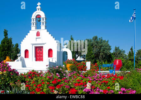 Griechenland, Kykladen, Mykonos, Kirche Bei Einer Villa eines der Strasse von Mykonos-Stadt Nach Ano Mera Stockfoto