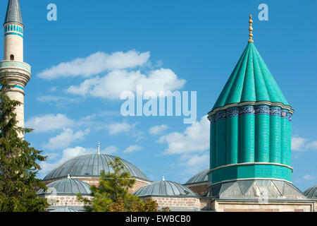 Ägypten, Konya, Mevlana-Museum, Minarett der Mevlana-Moschhe Und Türbe des Calaeddin Rumi, des Gründers des Mevlana-Ordens Stockfoto