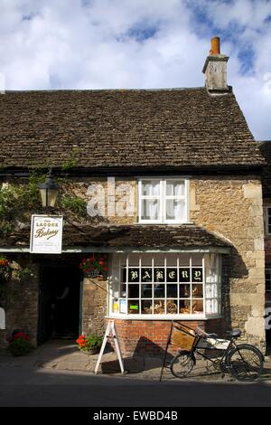 Lacock Bäckerei, Lacock, Wiltshire, England, UK, GB Stockfoto