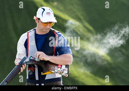 Baku, Aserbaidschan. 21. Juni 2015. Jan Sychra aus Tschechien tritt im Herren Skeet Shooting Qualifikation Tag2 in Baku 2015 1. European Games in Baku, Aserbaidschan, 21. Juni 2015. © David Tanecek/CTK Foto/Alamy Live-Nachrichten Stockfoto